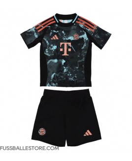 Günstige Bayern Munich Auswärts Trikotsatzt Kinder 2024-25 Kurzarm (+ Kurze Hosen)